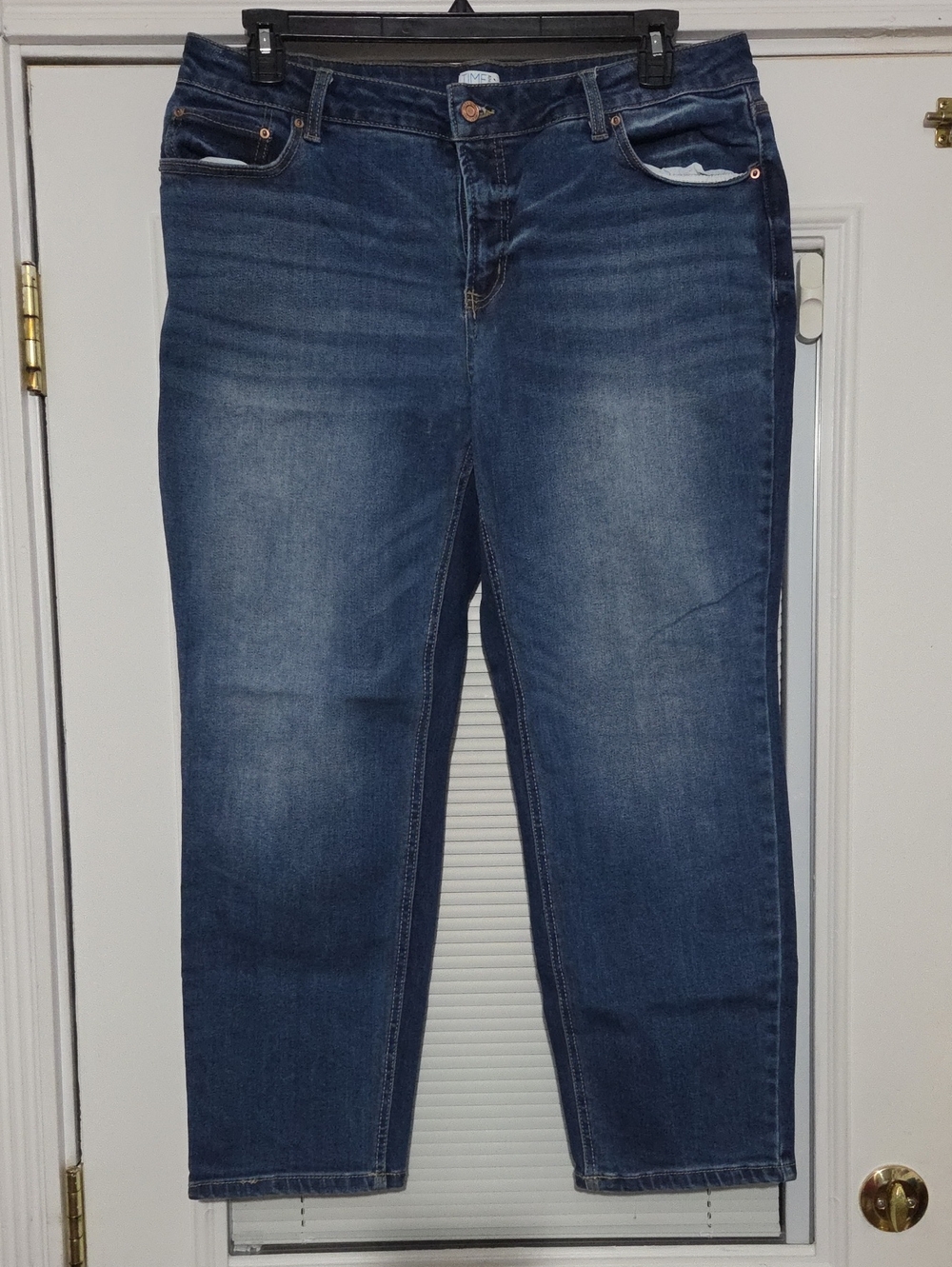 Time and Tru Medium Wash Ankle Jeans